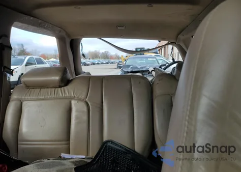 1999 Ford Explorer из США, поврежденный, VIN 1FMZU35P0XZB77099